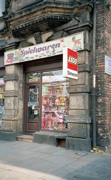 Dresden-Äußere Neustadt, Königsbrücker Str. 54, 22.3.1995.jpg